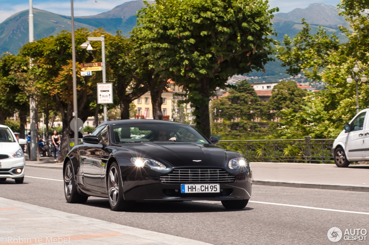 Aston Martin V8 Vantage