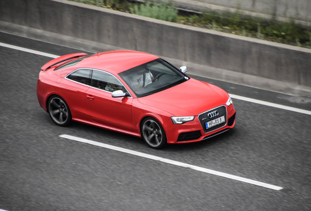 Audi RS5 B8 2012