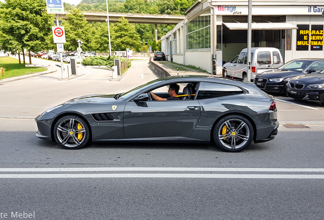 Ferrari GTC4Lusso