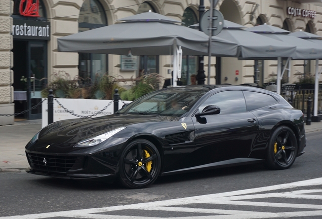 Ferrari GTC4Lusso