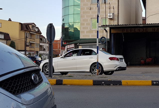 Mercedes-Benz E 63 AMG S W212