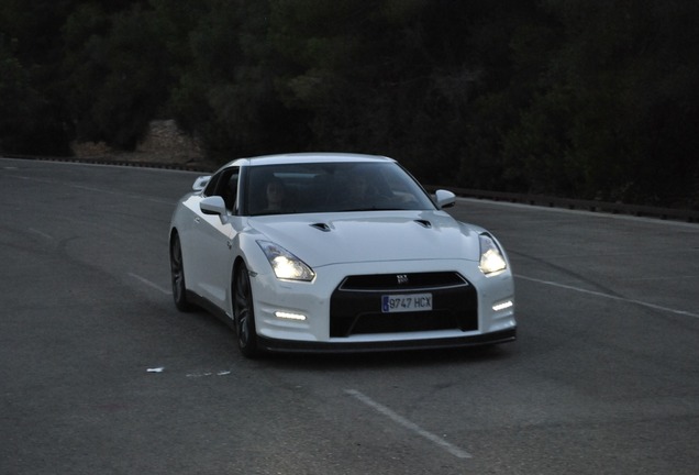 Nissan GT-R 2011