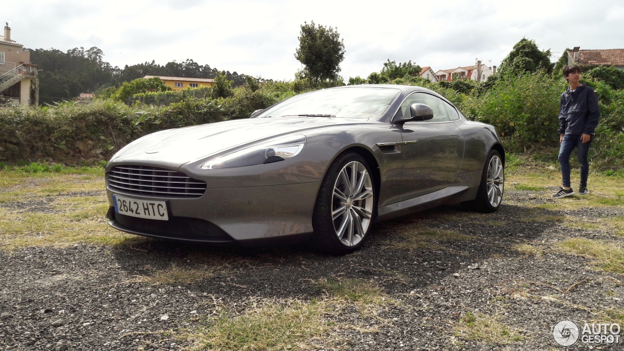 Aston Martin Virage 2011