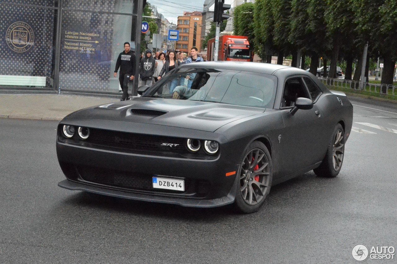 Dodge Challenger SRT Hellcat