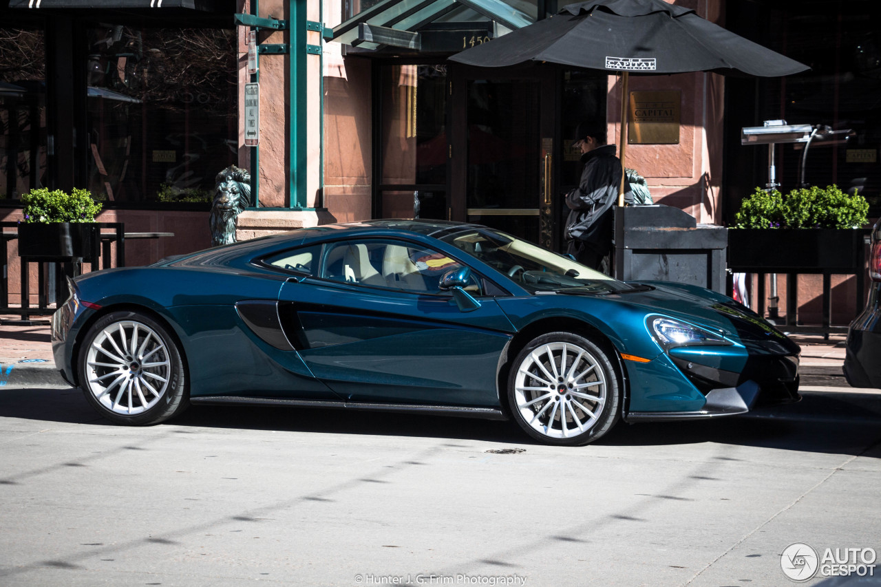 McLaren 570GT