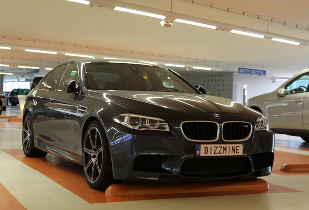 BMW M5 F10 2014 Performance Edition