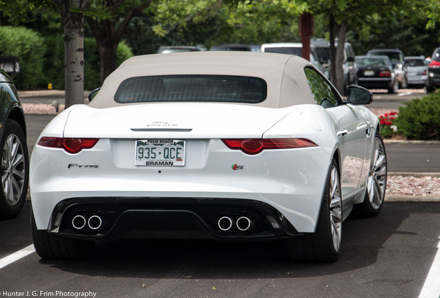 Jaguar F-TYPE S V8 Convertible