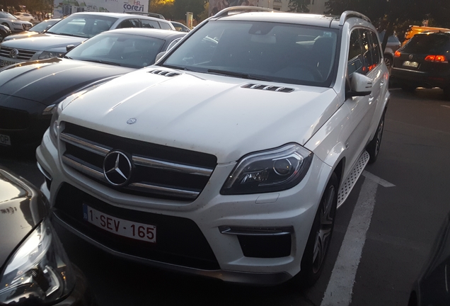 Mercedes-Benz GL 63 AMG X166