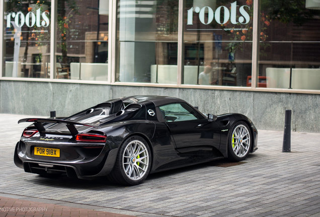 Porsche 918 Spyder Weissach Package