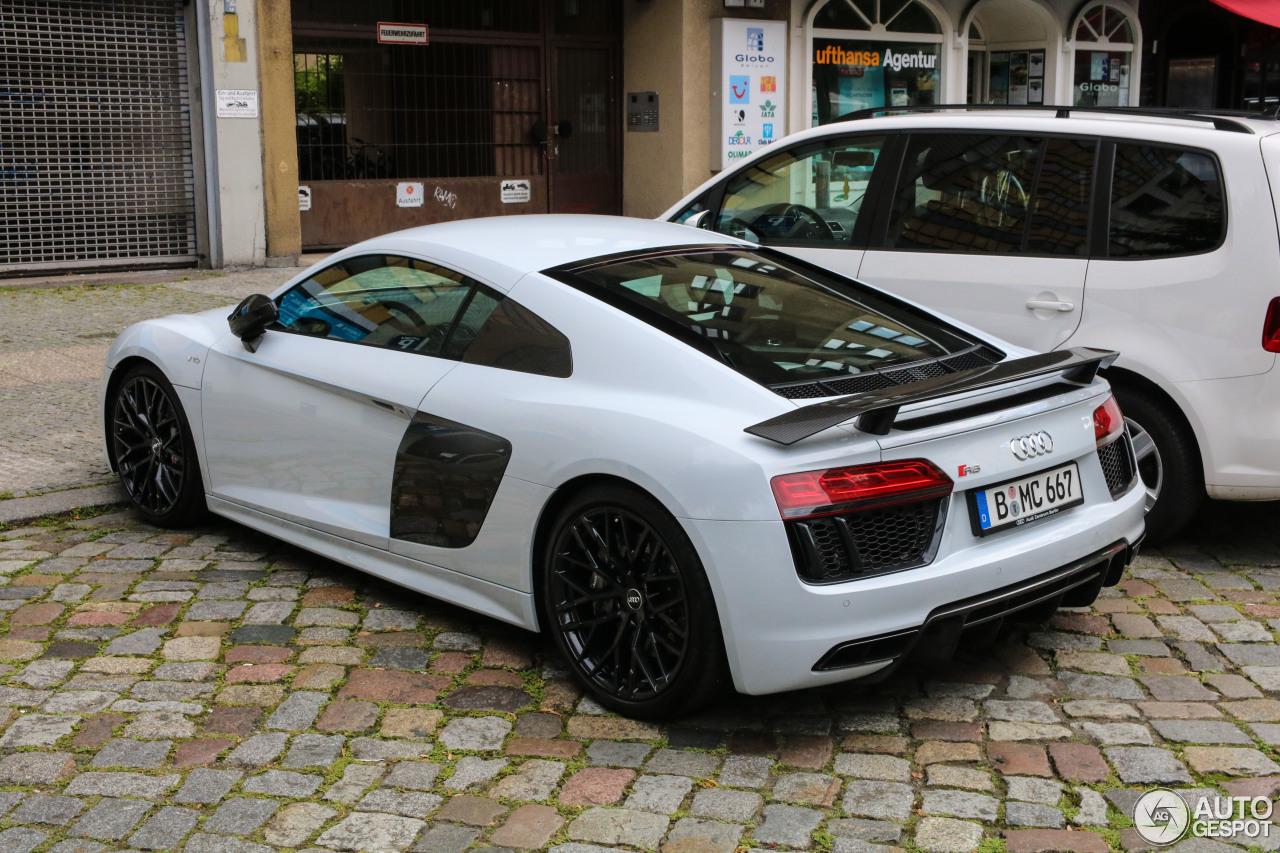 Audi R8 V10 Plus 2015