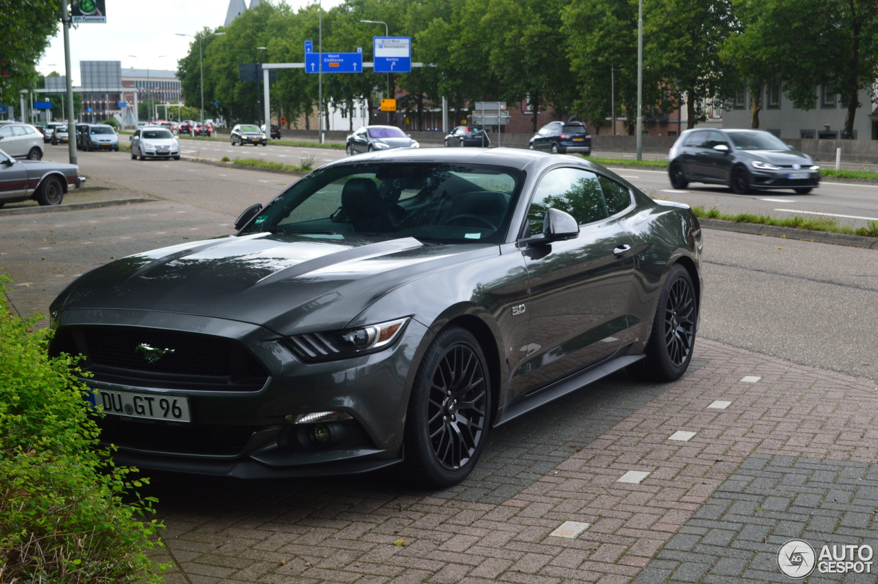 Ford Mustang GT 2015