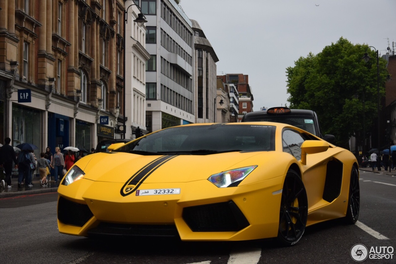 Lamborghini Aventador LP700-4