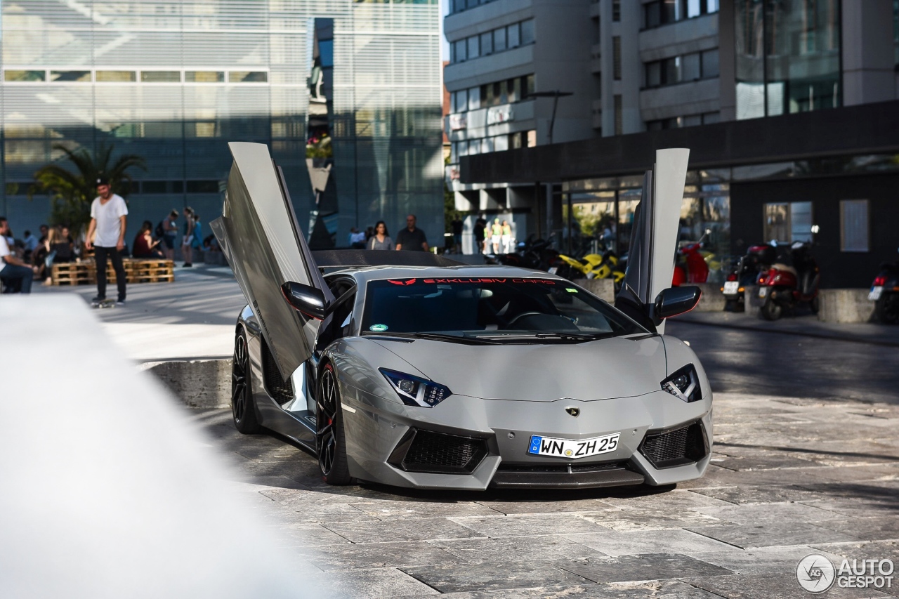 Lamborghini Aventador LP700-4