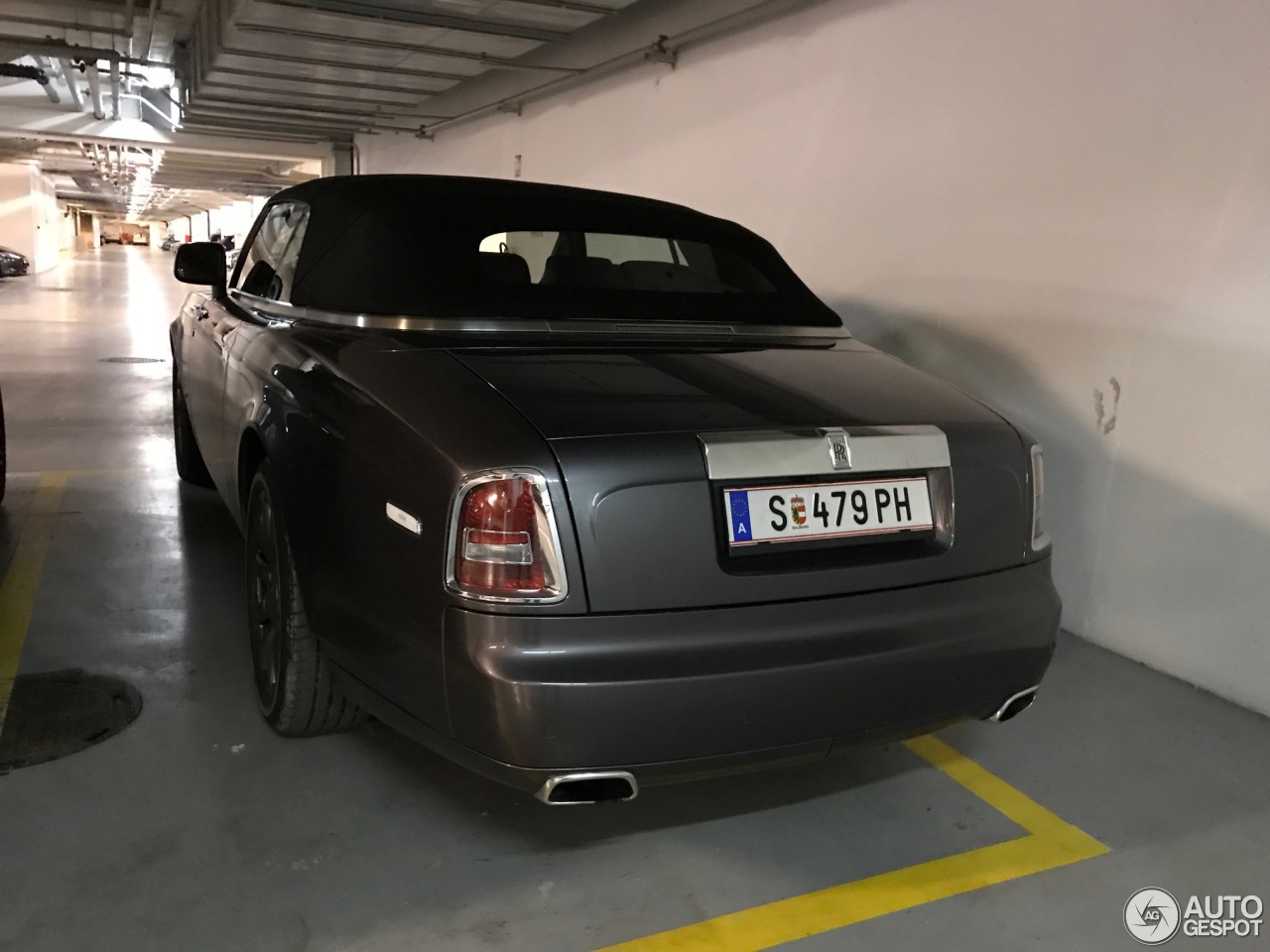 Rolls-Royce Phantom Drophead Coupé Series II