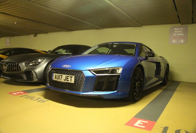 Audi R8 V10 2015