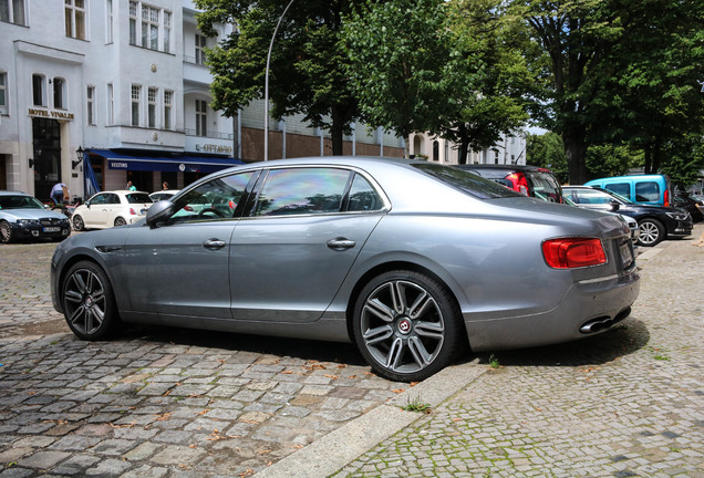 Bentley Flying Spur V8