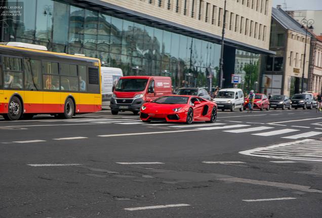 Lamborghini Aventador LP700-4