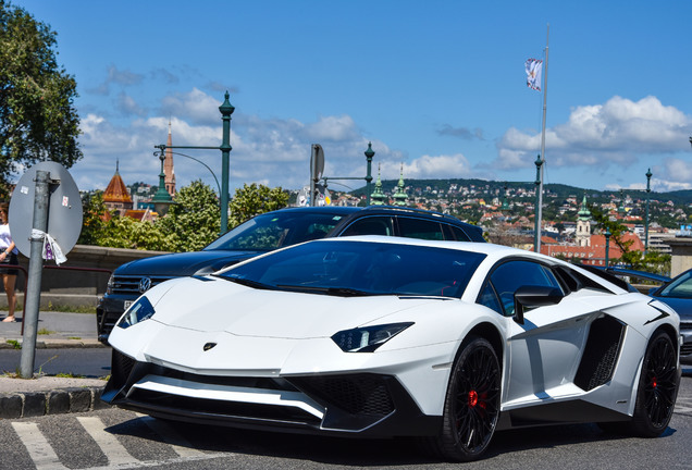 Lamborghini Aventador LP750-4 SuperVeloce