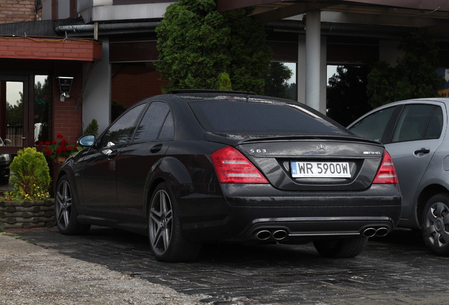 Mercedes-Benz S 63 AMG W221