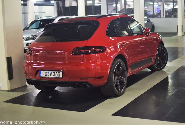 Porsche 95B Macan GTS