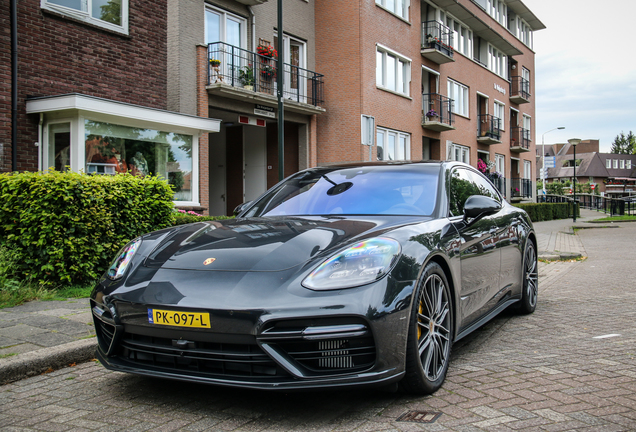 Porsche 971 Panamera Turbo S E-Hybrid