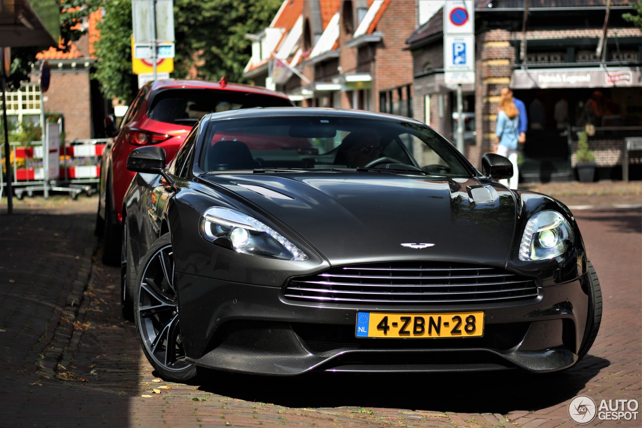 Aston Martin Vanquish 2013