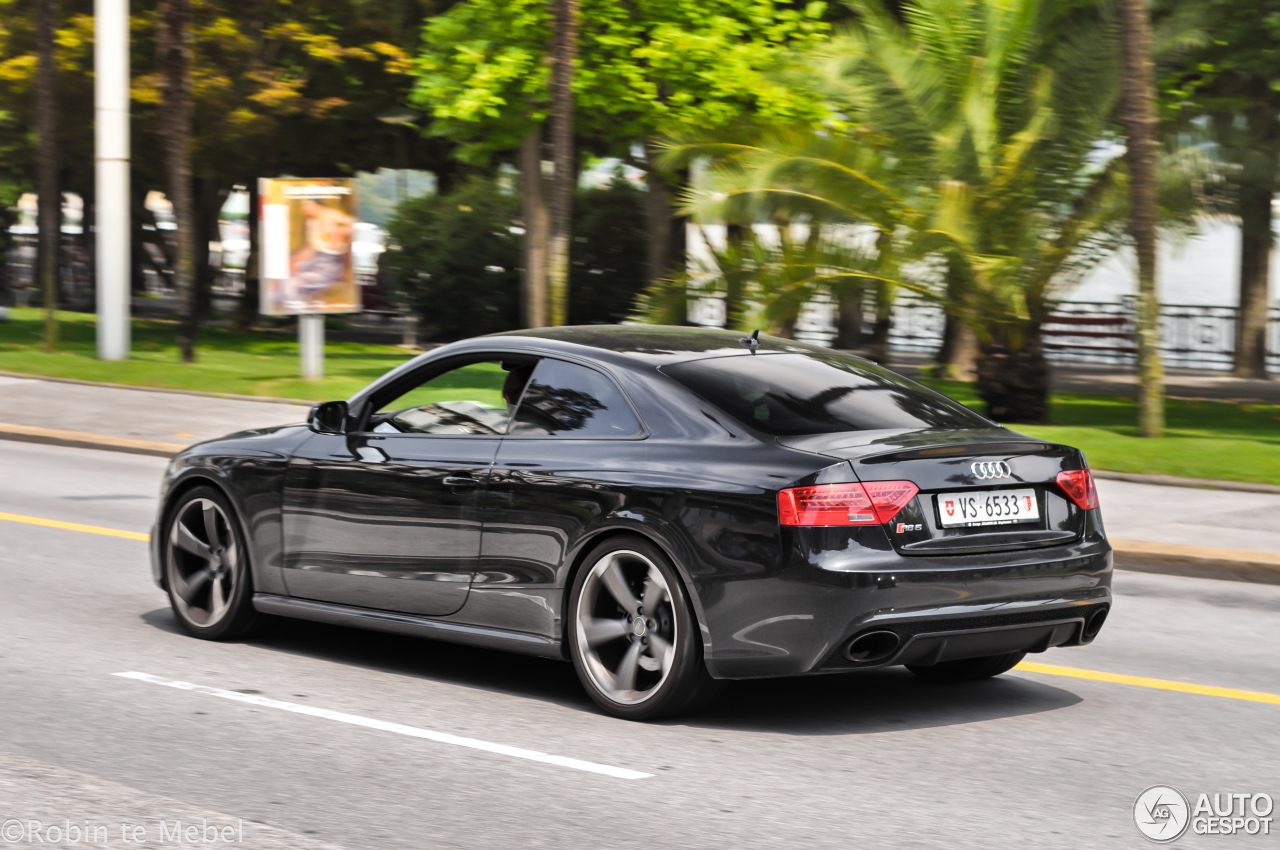 Audi RS5 B8 2012