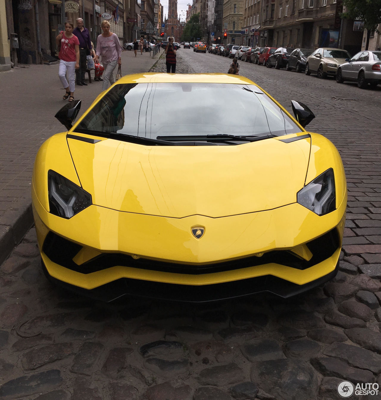 Lamborghini Aventador S LP740-4