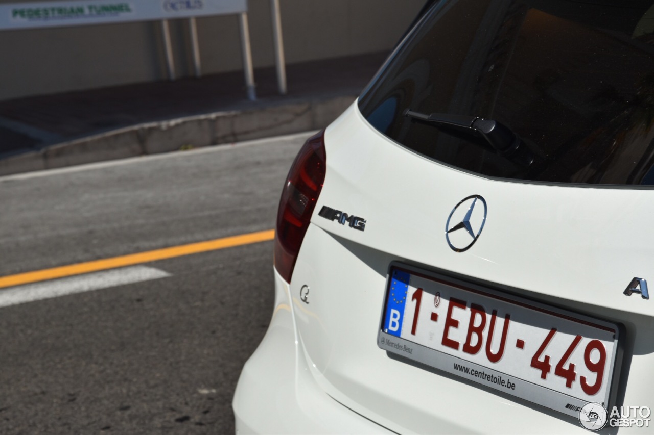 Mercedes-AMG A 45 W176 2015