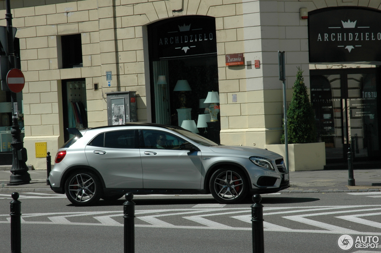 Mercedes-AMG GLA 45 X156