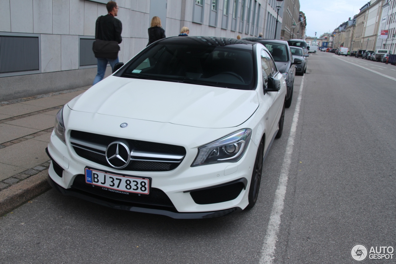 Mercedes-Benz CLA 45 AMG Edition 1 C117