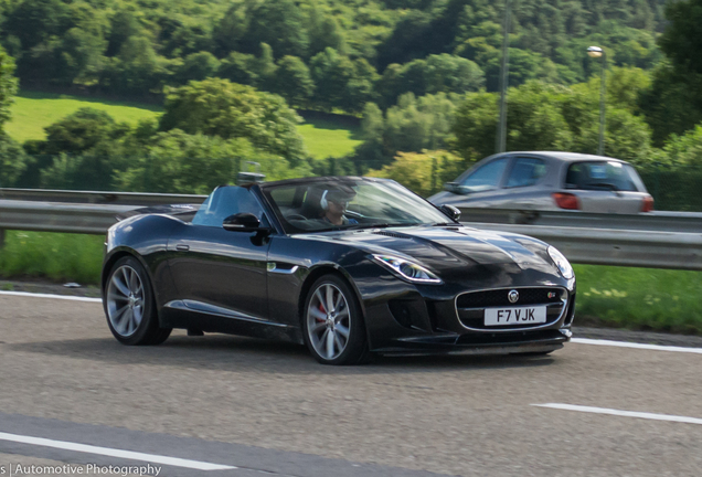 Jaguar F-TYPE S Convertible