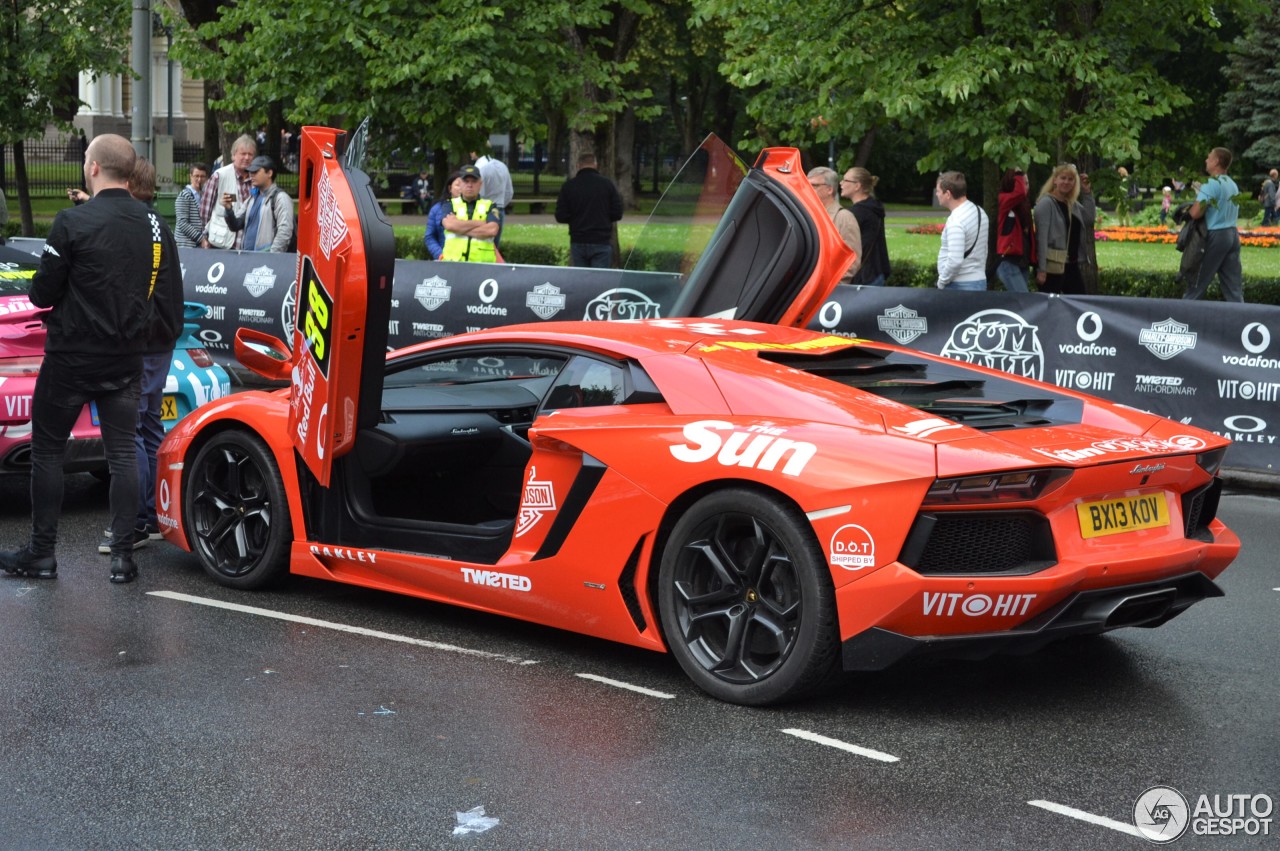 Lamborghini Aventador LP700-4