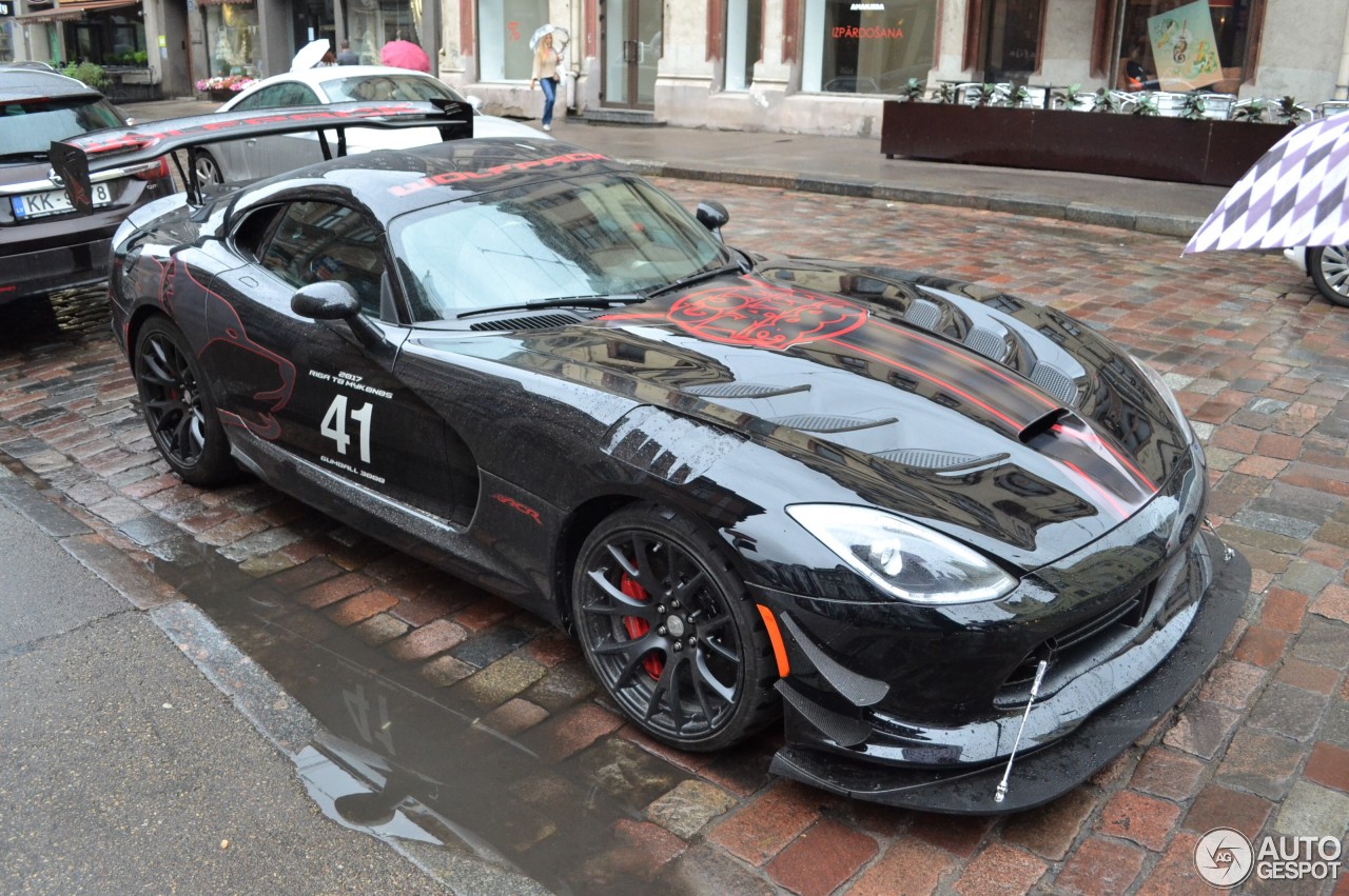 SRT 2016 Viper ACR Extreme