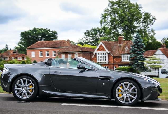 Aston Martin V8 Vantage Roadster 2012