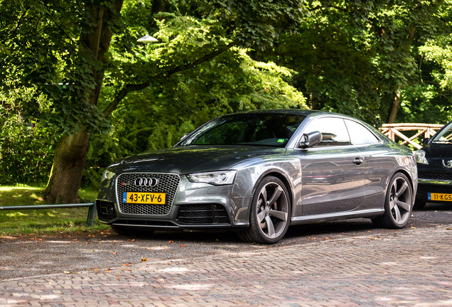 Audi RS5 B8 2012