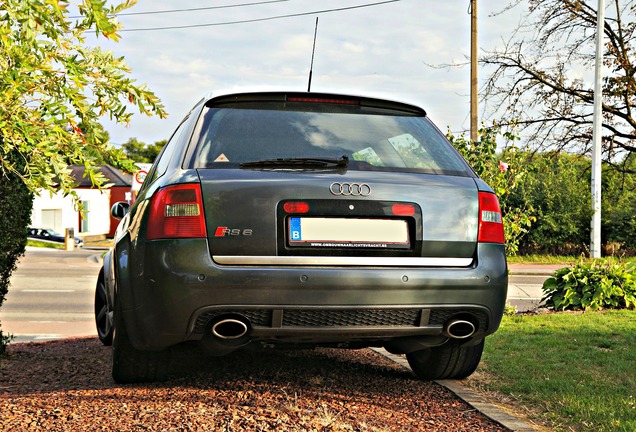 Audi RS6 Avant C5