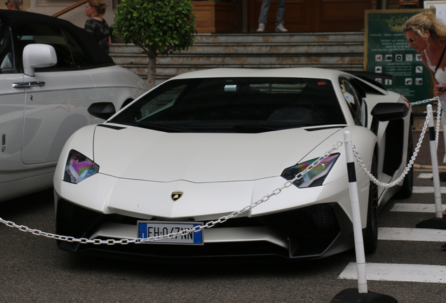 Lamborghini Aventador LP750-4 SuperVeloce