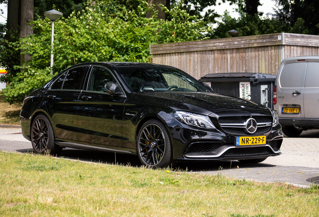 Mercedes-AMG C 63 S W205