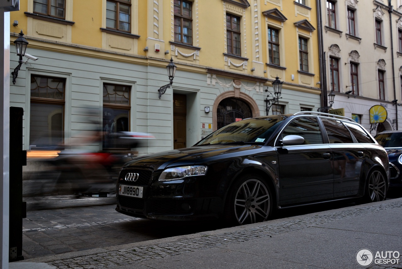 Audi RS4 Avant B7