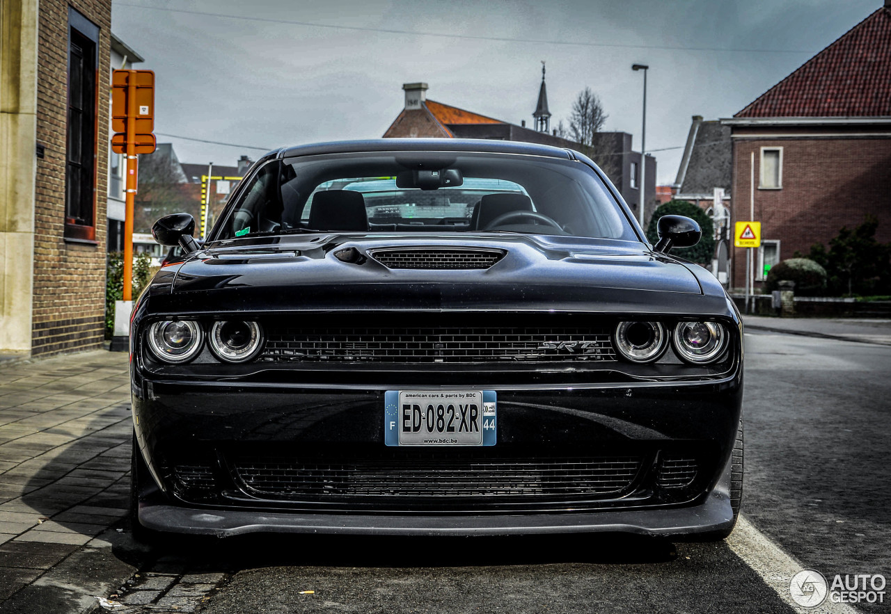 Dodge Challenger SRT Hellcat