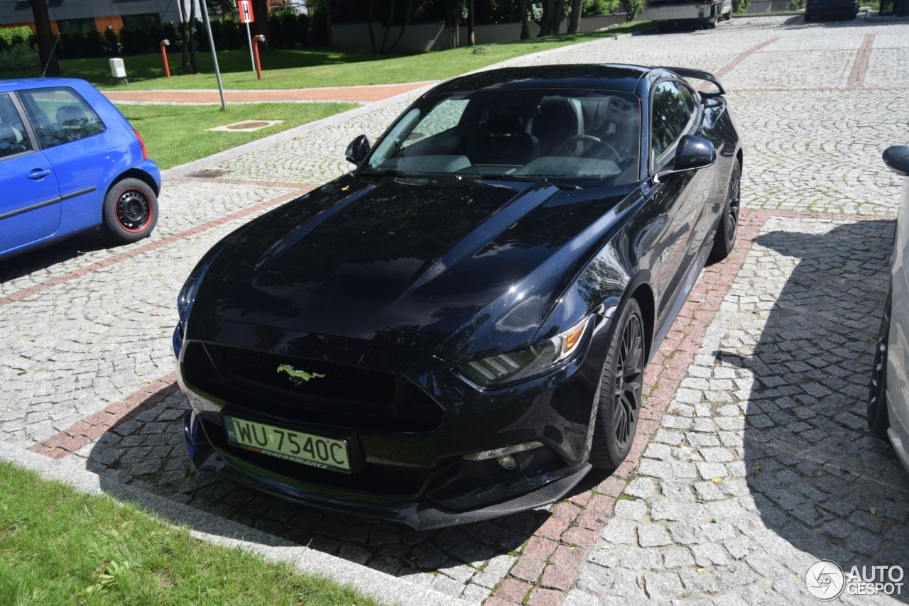 Ford Mustang GT 2015