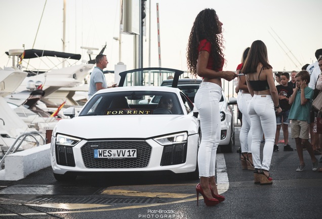 Audi R8 V10 Plus 2015