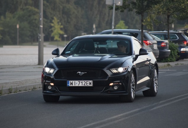 Ford Mustang GT 2015