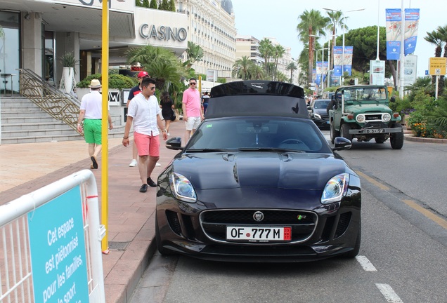 Jaguar F-TYPE R Convertible