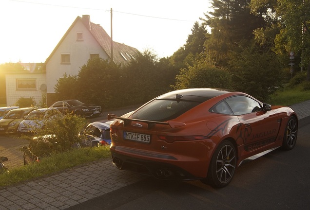 Jaguar F-TYPE SVR Coupé