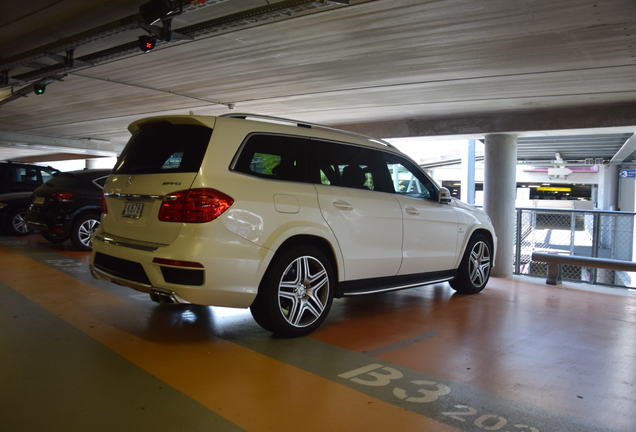 Mercedes-Benz GL 63 AMG X166