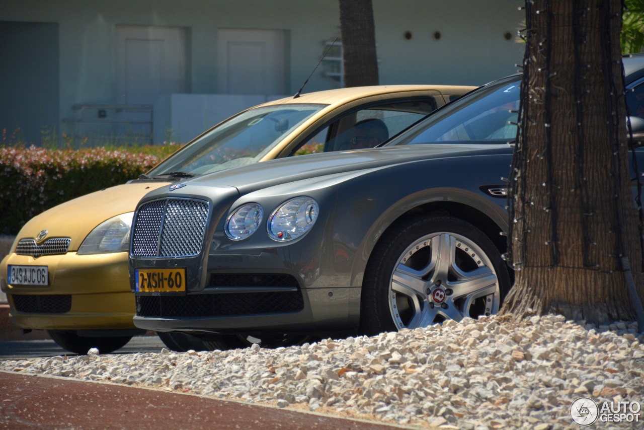 Bentley Flying Spur V8