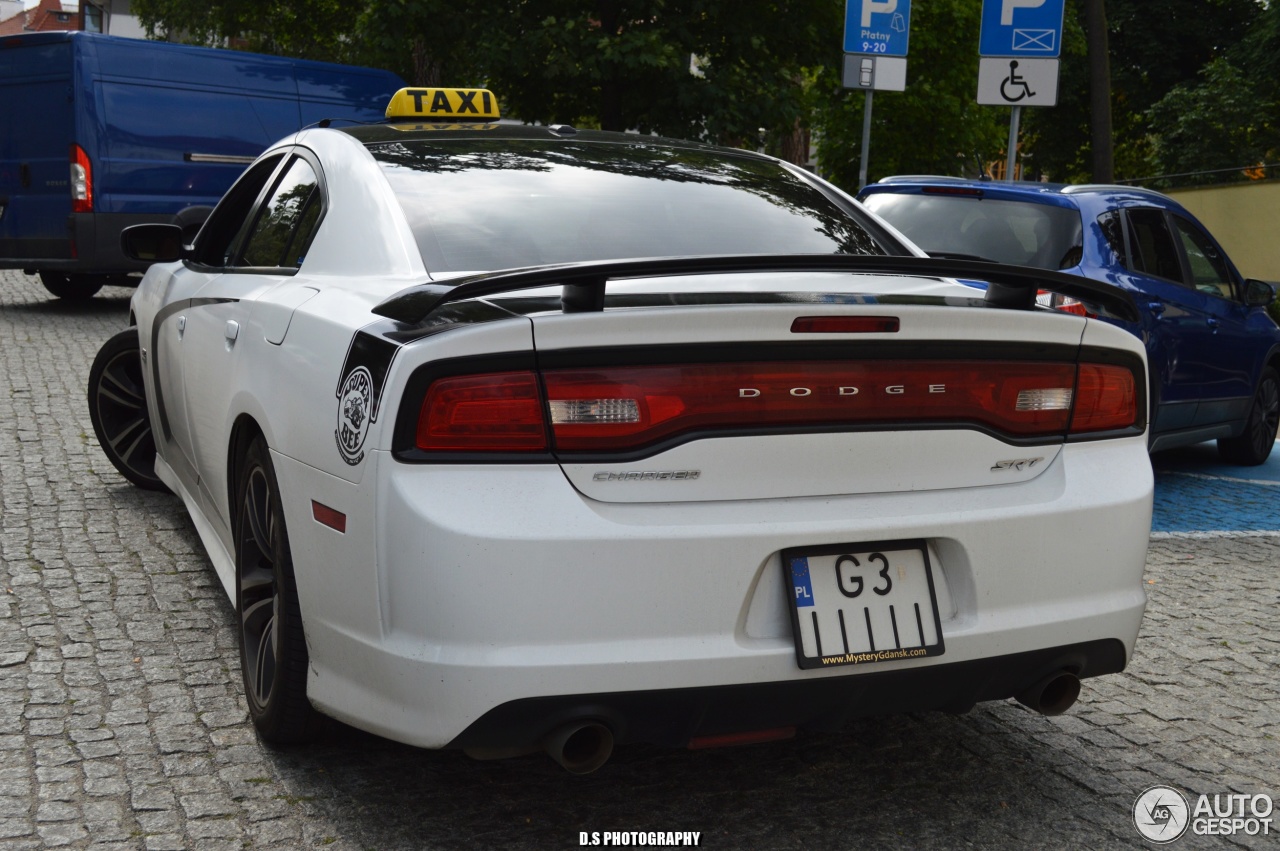 Dodge Charger SRT-8 Super Bee 2012