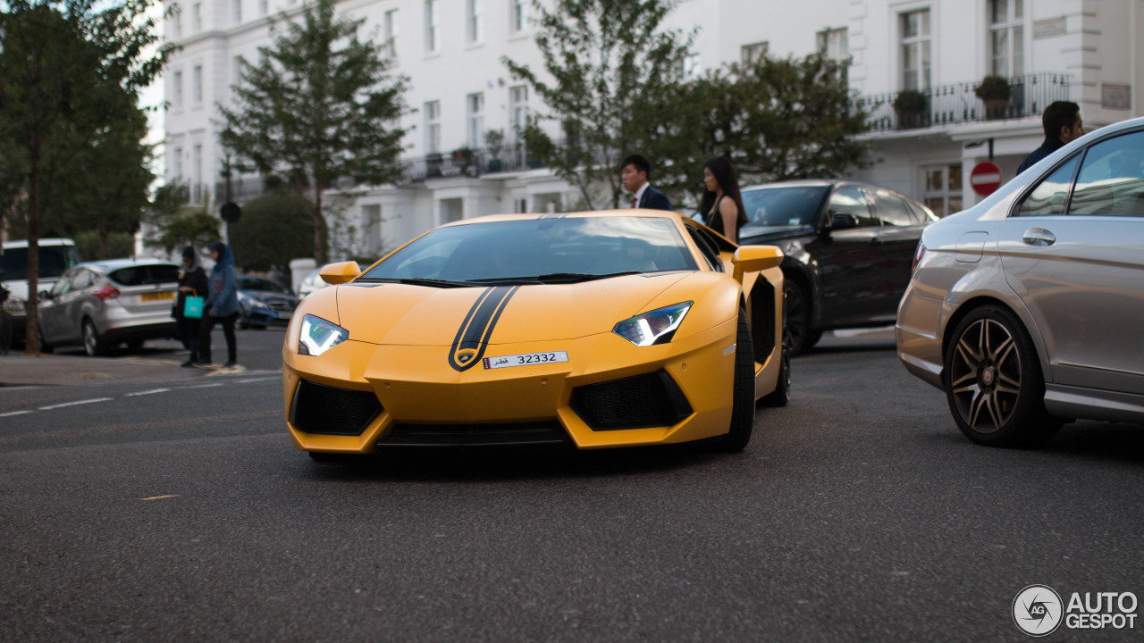 Lamborghini Aventador LP700-4